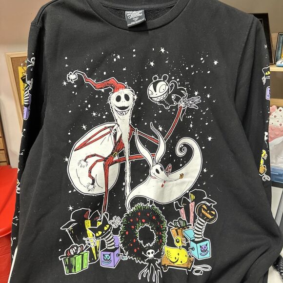Hot topic Disney‎ The Nightmare Before Christmas Sweatshirt pullover men size L - Picture 1 of 5